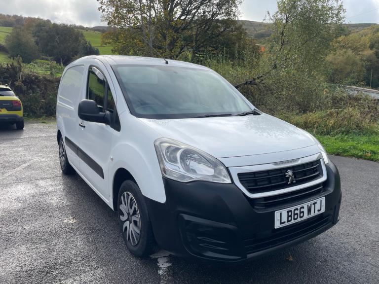 2017 Peugeot Partner 625 SE 1.6 BlueHDi 75 Van no vat  PANEL VAN Diesel Manual
