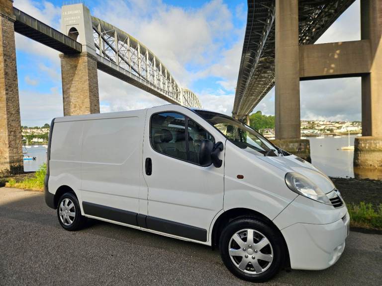 Vauxhall Vivaro Panel Van 2.0lt Cdti Diesel(Mot Jan 2027,Ideal Courier/Builders Van,Great Condition)