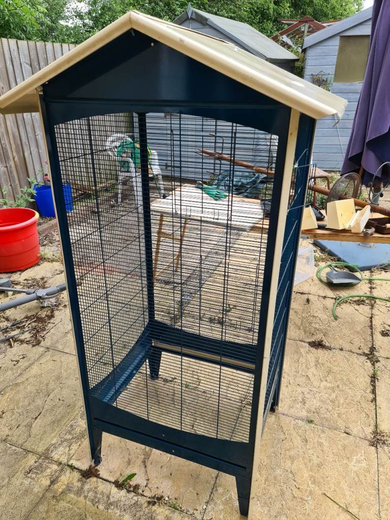 Bird aviary