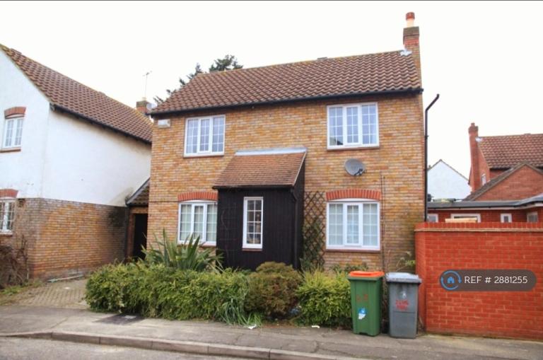 4 bedroom house in Long Mark Road, London, E16 (4 bed) (#2881255)