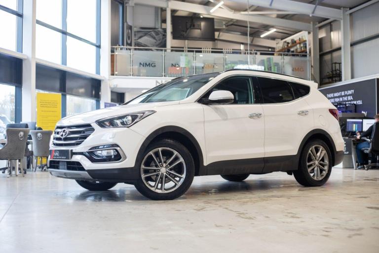 2016 Hyundai Santa Fe 2.2 CRDi Blue Drive Premium SE 5dr Auto [7 Seats] ESTATE DIESEL Automatic