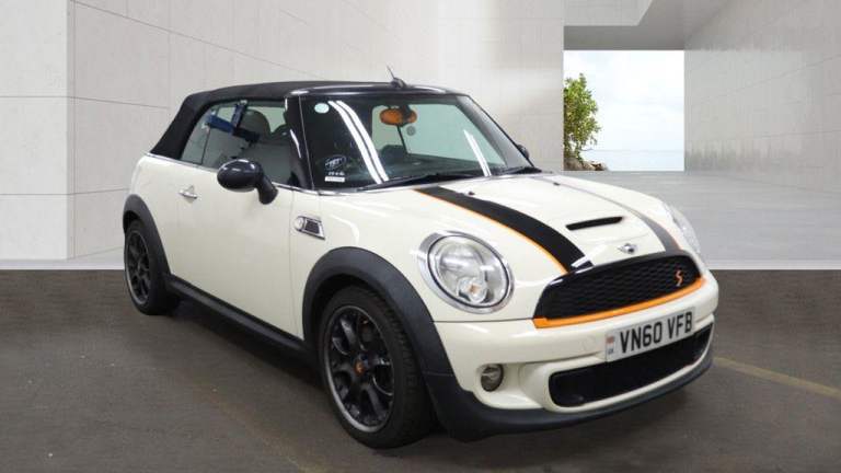 Mini, CONVERTIBLE, Convertible, 2010, Manual, 1598 (cc), 2 doors