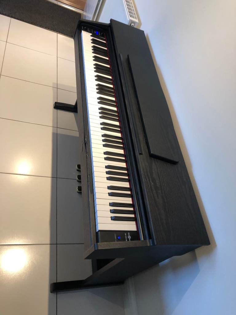 image for NEW Fully Weighted Hammer Action - 88 keys Digital Piano RRP £399.99 NOW £250