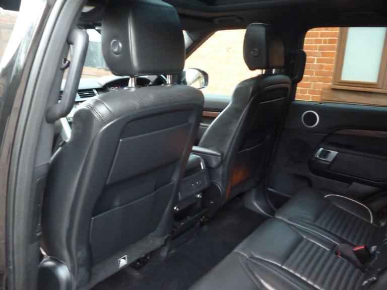 2019 Land Rover Discovery 3.0 SD V6 HSE Auto 4WD Euro 6 (s/s) 5dr ESTATE Diesel Automatic