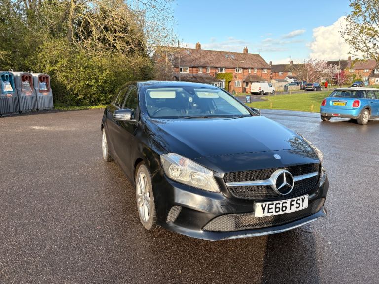 Mercedes-Benz, A CLASS, Hatchback, 2017, Manual, 1461 (cc), 5 doors