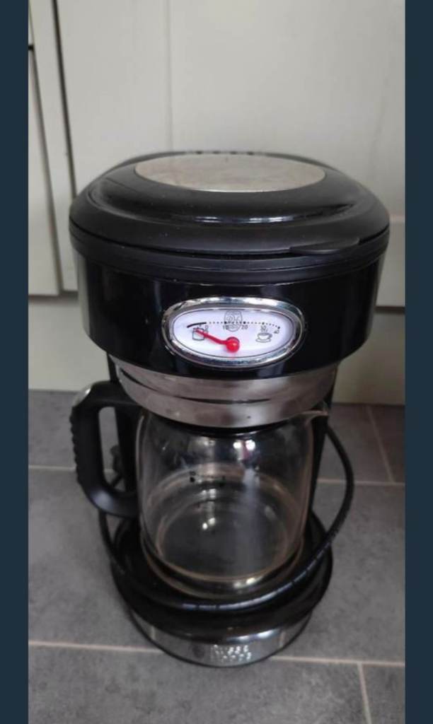 COFFEE MACHINE RUSSELL HOBBS