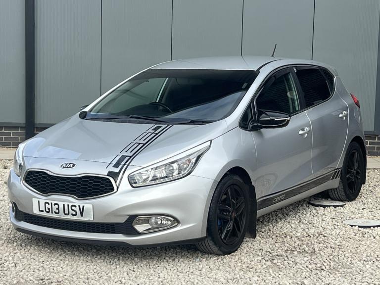 KIA CEED 1.6 CRDi 2 Silver Auto Diesel 2013