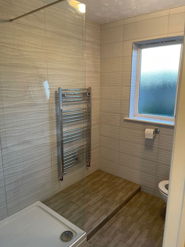 Flat to rent in Halifax (health lea area)
