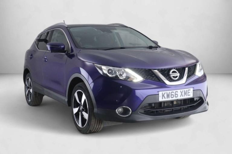 2017 Nissan Qashqai 1.6 dCi N-Connecta 5dr Xtronic HATCHBACK DIESEL Automatic