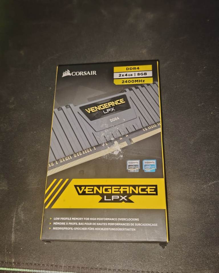Corsair Vengeance LPX DDR4 8GB (2x4GB) 2400MHz RAM