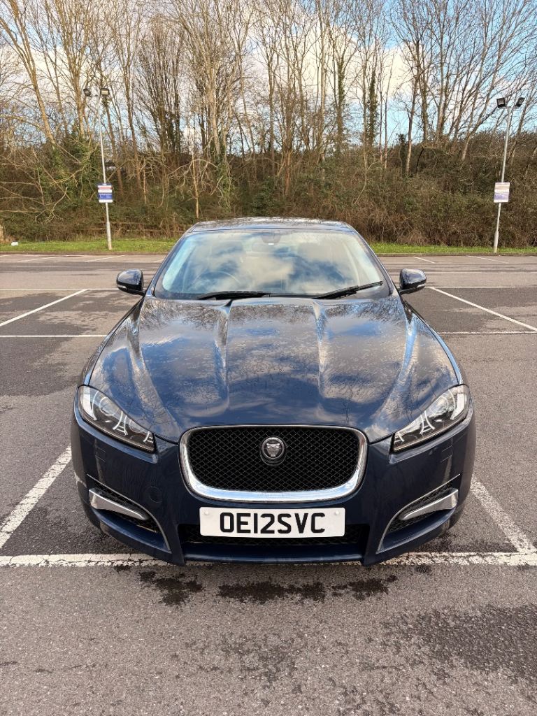 Jaguar XFS 2012