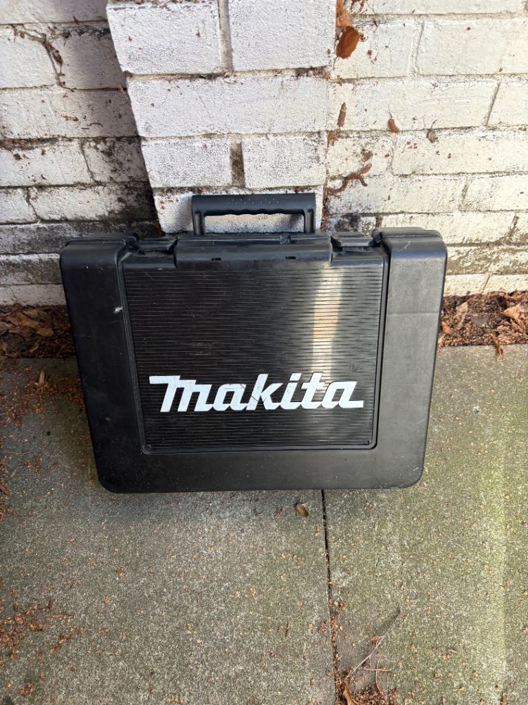 makita drill set