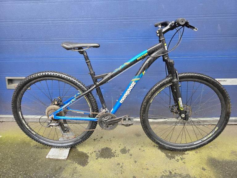 Unisex mountain bike MONGOOSE SECTOR 29ER Wheels 29" Frame 17" VGC!