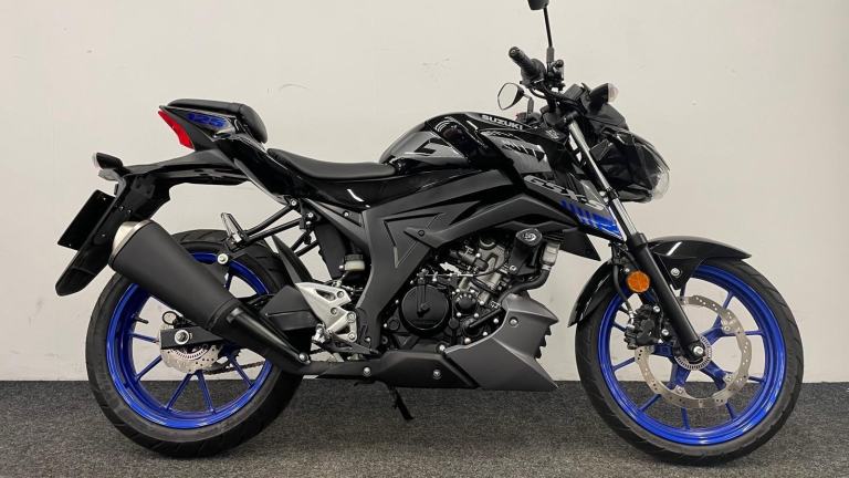 SUZUKI GSXS125 - 1 OWNER - VERY LOW MILES - FULL HISTORY