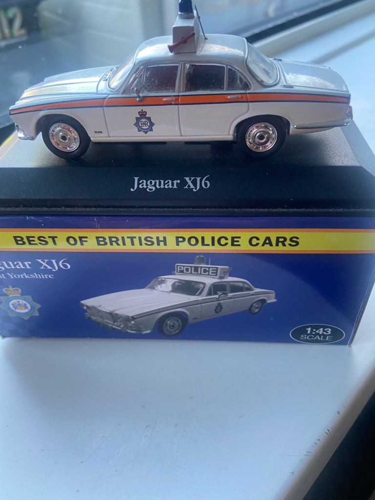 Jaguar xj6  1/43 scale