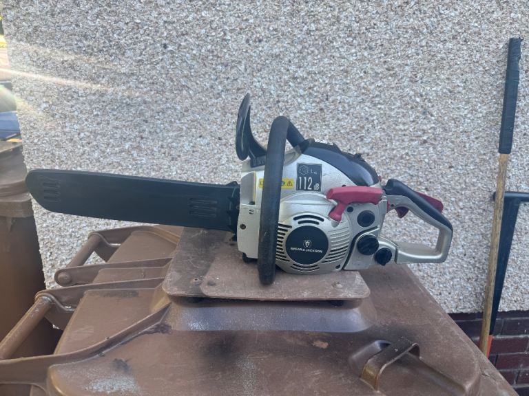 Spear and Jackson 16" 2 stroke petrol chainsaw, in perfect working order, sharp chain, ready to work