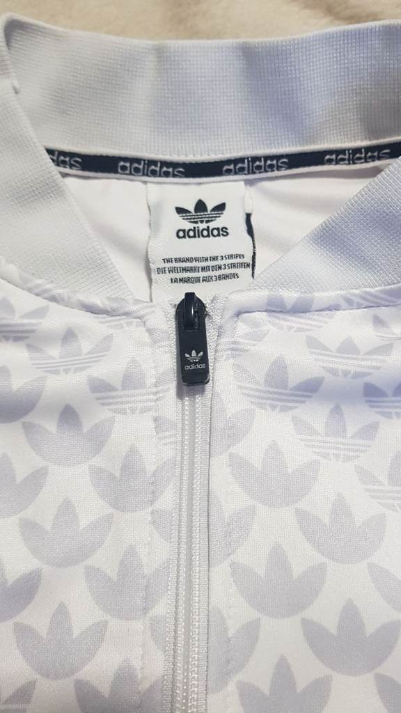 image for Tracksuit LARGE 