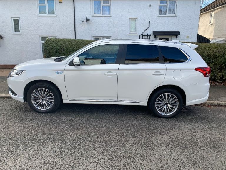 Mitsubishi, OUTLANDER, Estate, 2021, 2360 (cc) White