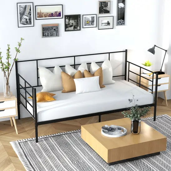 Black Metal Day Bed Frame – Good Condition (4 month old)