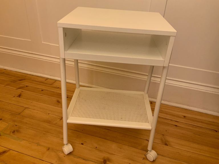 Stand / Bedside Table 