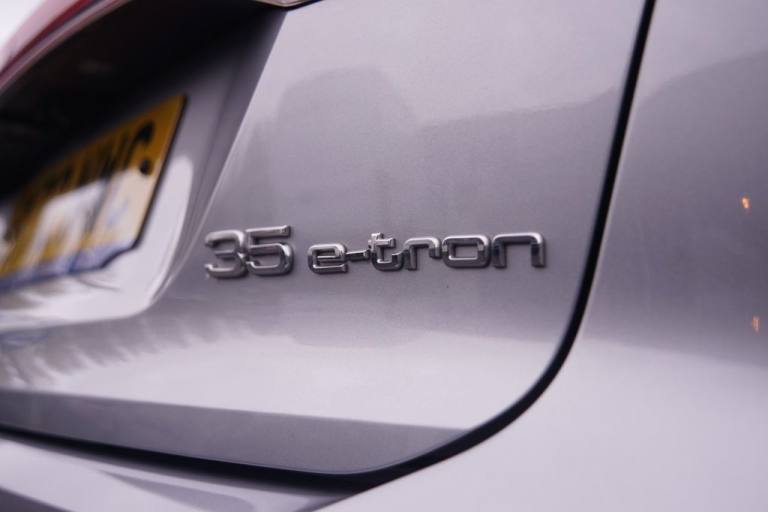 2022 Audi Q4 e-tron 35 Sport SUV 5dr Electric Auto 55kWh (170 ps) ESTATE ELECTRIC Automatic