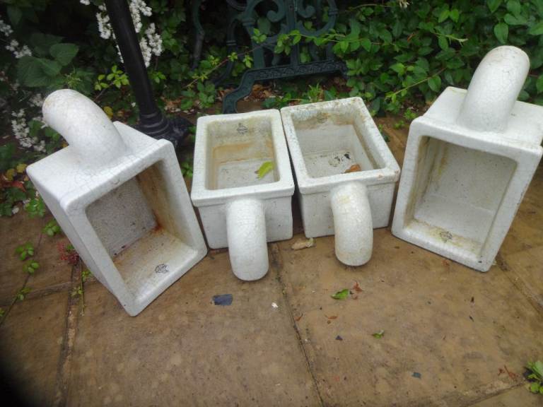 ROYAL DOULTON VINTAGE BUTLER SINKS x 4 ~ GLAZED CERAMIC ~ GARDEN PLANTERS / GARDEN FEATURES ~