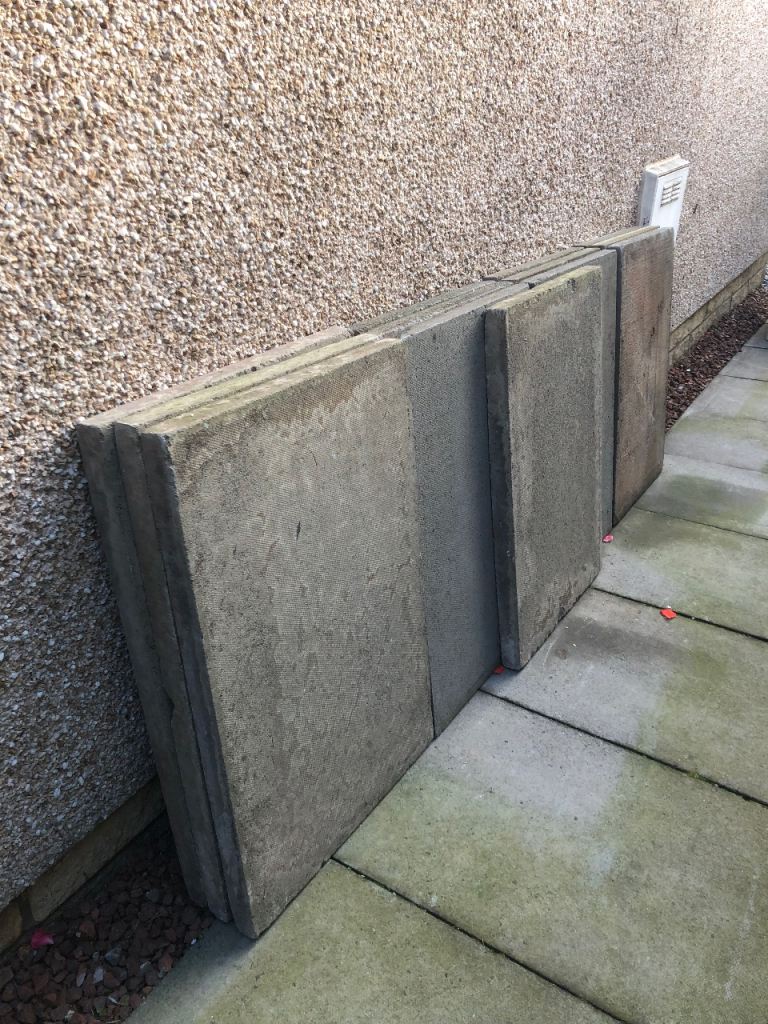 13of 3’ x 2’ Grey Slabs