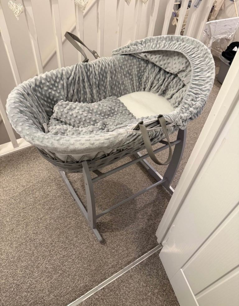 Clair de Lune Dimple Grey Wicker Moses Basket  With Deluxe Rocking Stand with mattress protector