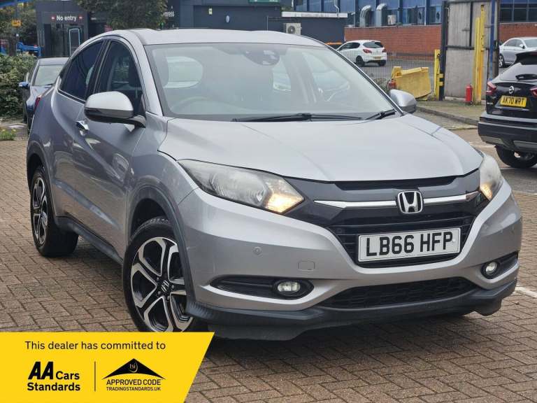 2016 Honda HR-V 1.5 i-VTEC SE Navi CVT Euro 6 (s/s) 5dr HATCHBACK Petrol Automatic