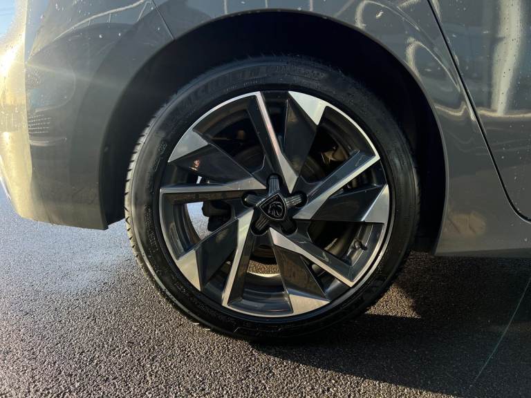 2023 Peugeot 308 1.2 PureTech Allure Premium 5dr EAT8 HATCHBACK PETROL Automatic