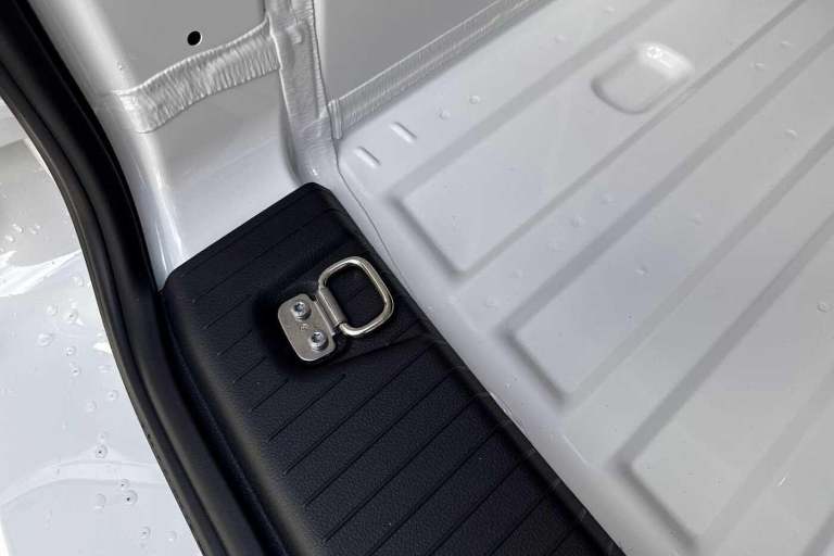 2025 Volkswagen Caddy C20 Cargo Commerce Plus SWB 102 PS 2.0 TDI 6sp Manual Van DIESEL Manual