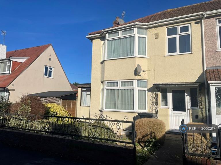 1 bedroom in Felstead Road, Bristol, BS10 (#3050217)