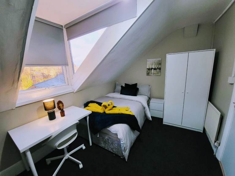 Student/Professionals brand new Studios - Double studios available from £160 per week