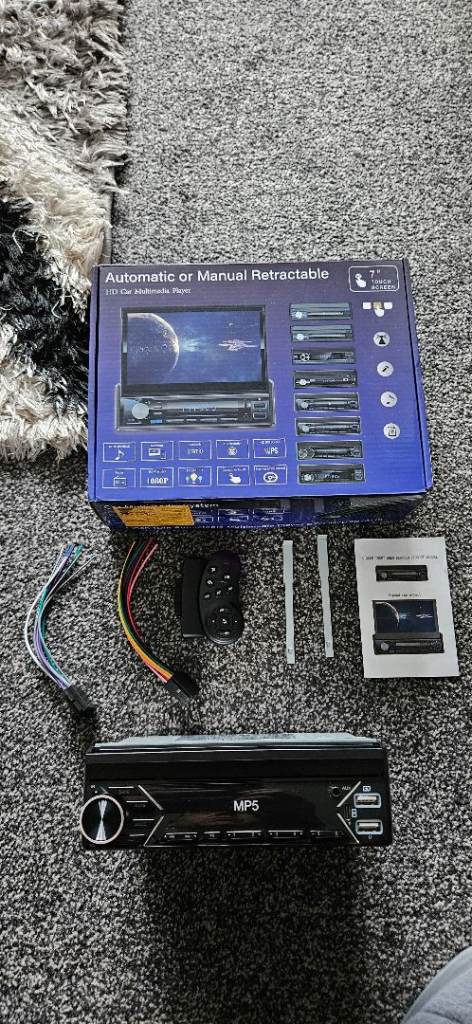 Car radio 7inch retractable screen
