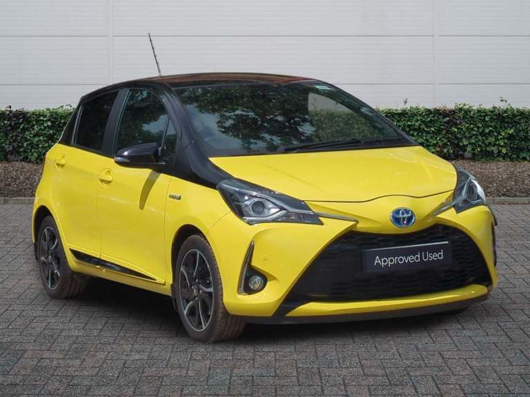 2017 Toyota Yaris 1.5 Hybrid Yellow Edition 5dr CVT HATCHBACK PETROL/ELECTRIC Automatic