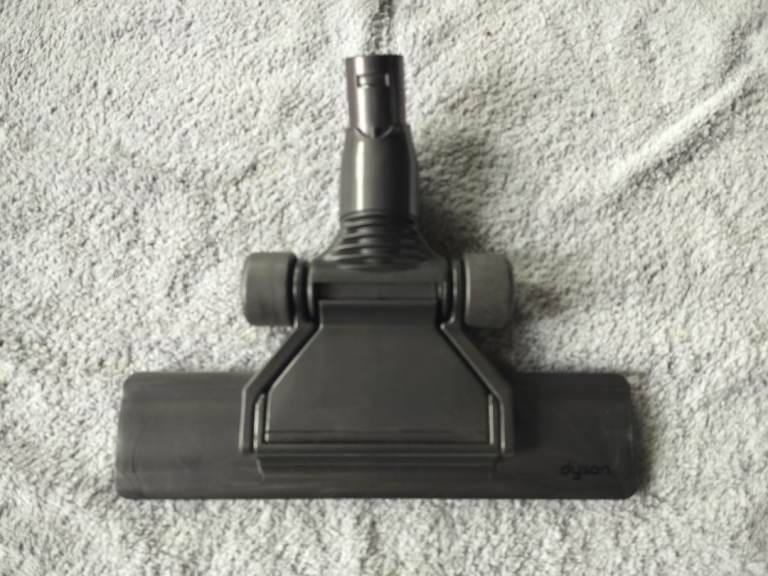 Dyson vacuum flat out head attachment, works with any vacuum - gets under anything! RRP £25 - 35