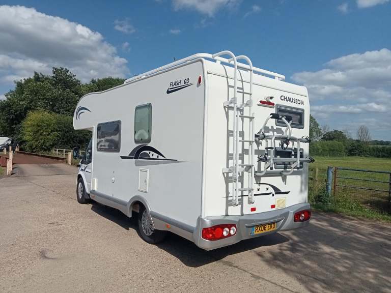 WARNING STOLEN VEHICLE STOLEN 