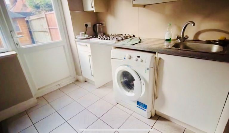 A double bedroom in Kingston