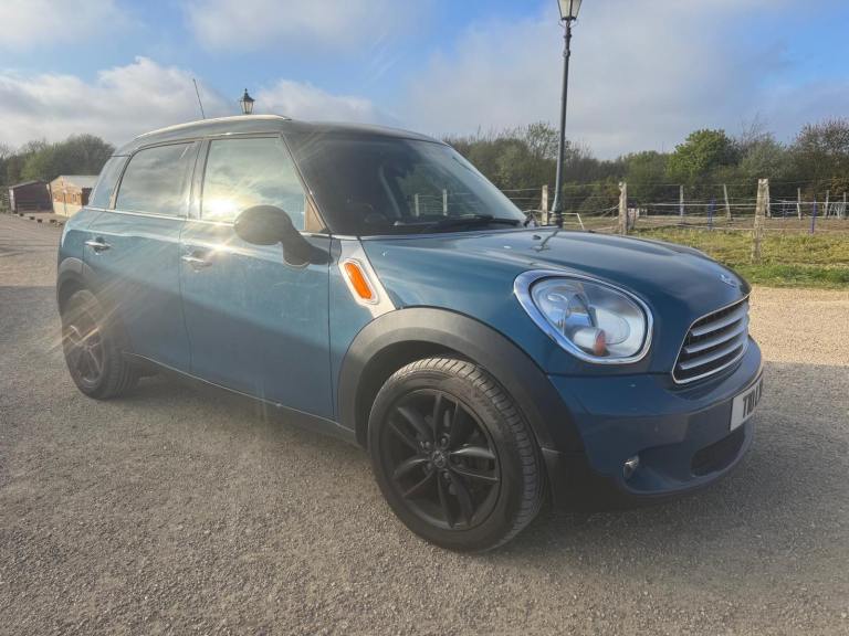 Mini COUNTRYMAN Hatchback 2012 1598 (cc), 5 doors £35 yr tax