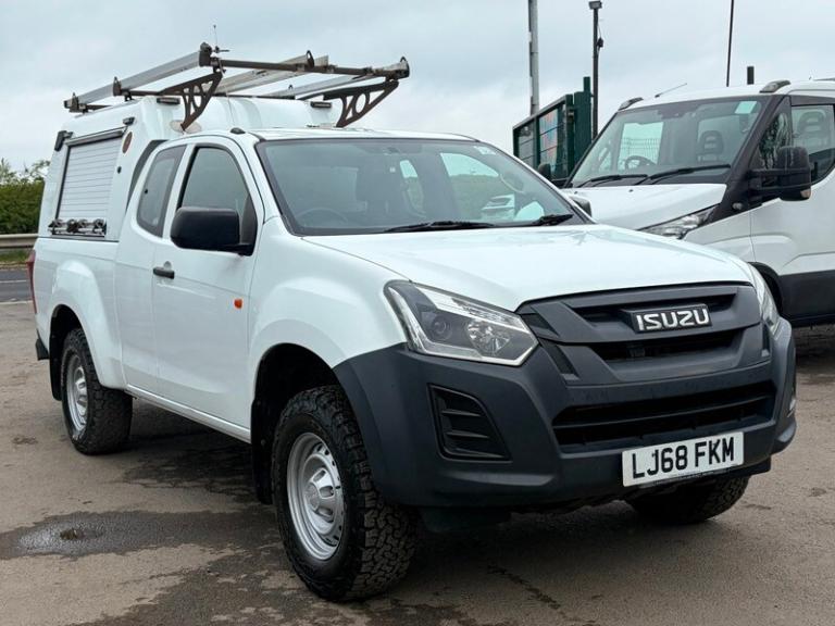 ISUZU RODEO 4X4 WITH AIRCON. 9,995+VAT