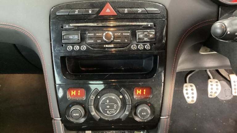 2015 Peugeot RCZ 1.6 THP 200 GT Line 2dr COUPE PETROL Manual