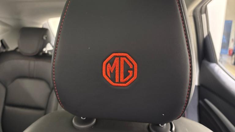 2022 MG MG ZS 1.0T GDi Exclusive 5dr Petrol Hatchback Hatchback Petrol Manual