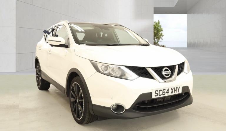 2014 Nissan Qashqai 1.6 dCi Tekna XTRON 2WD Euro 5 (s/s) 5dr HATCHBACK Diesel Automatic