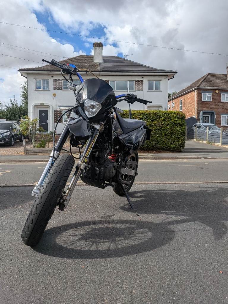 Sinnis Apache Lexmoto Adrenaline 125cc