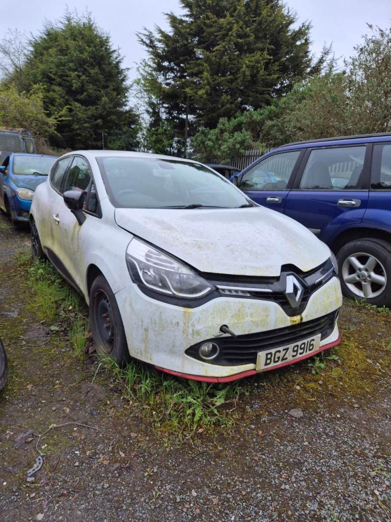 2016 RENAULT CLIO 1.2 PETROL BREAKING FOR PARTS