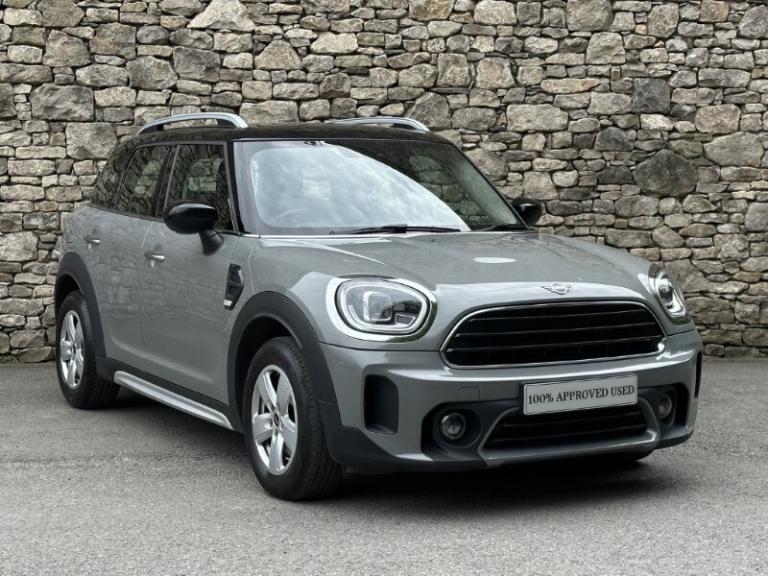 MINI COUNTRYMAN 1.5 Cooper Classic 5dr