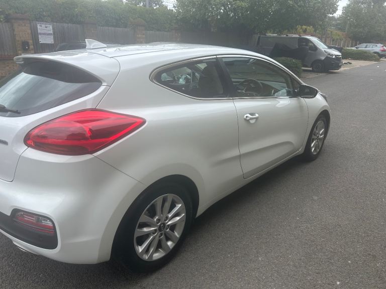 Kia, PRO CEED, Hatchback, 2018, Other, 1582 (cc), 3 doors