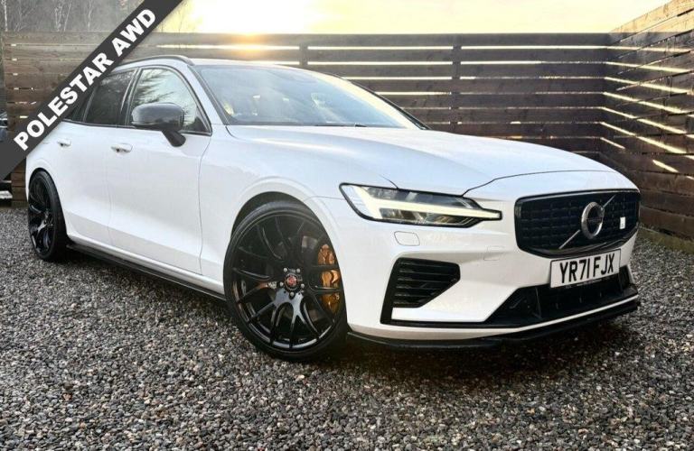 2021 68 VOLVO V60 2.0H T8 RECHARGE 11.6KWH POLESTAR ENGINEERED ESTATE 5DR PETROL