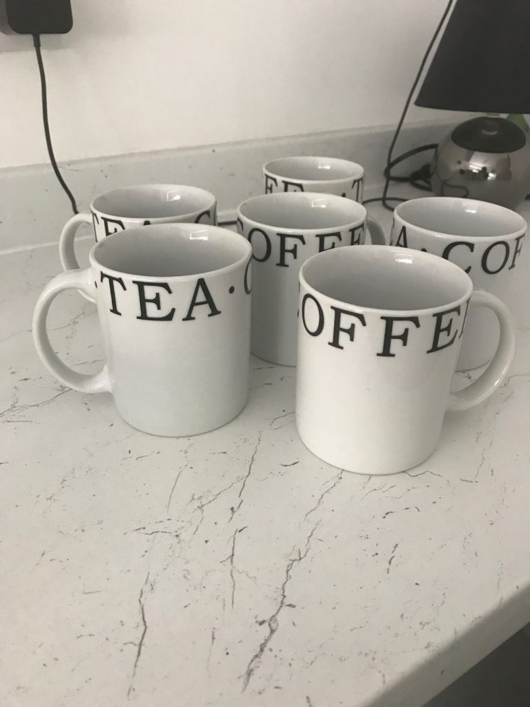 6 matching mugs