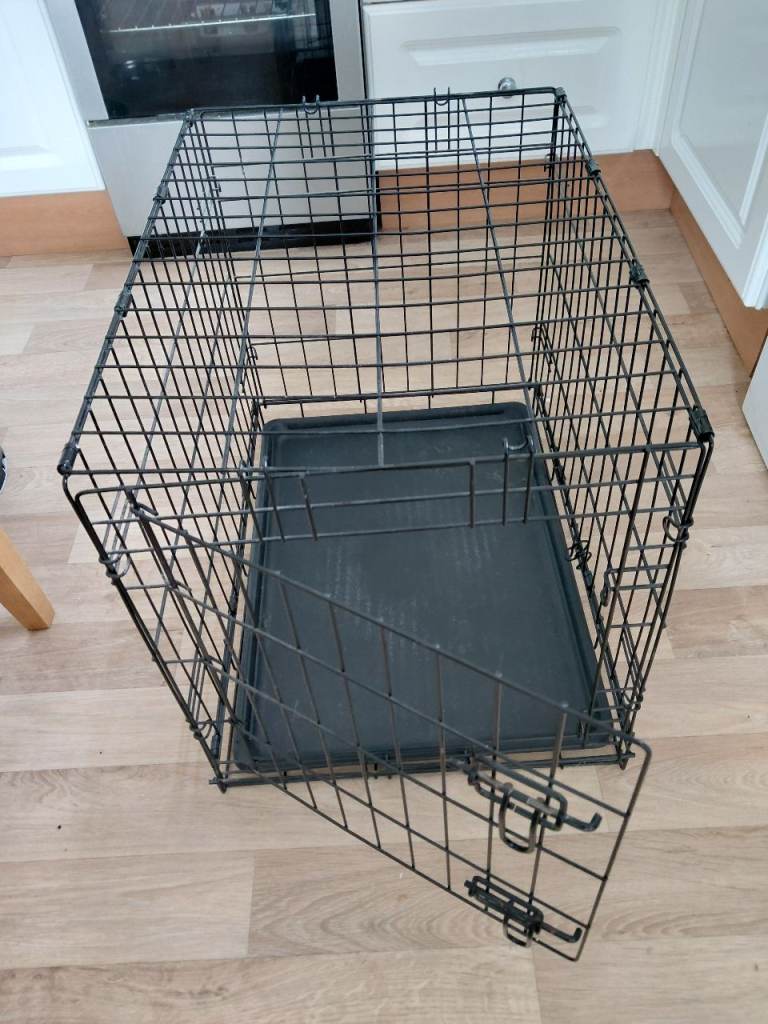Dog cage 